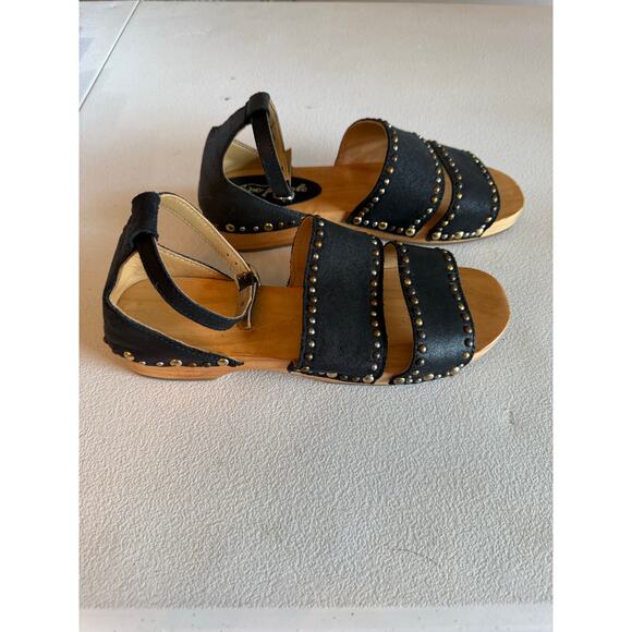 Free People North Shore Black Ankle Strap Leather Sandals EU38 US 8 Wooden Heel - Picture 4 of 5